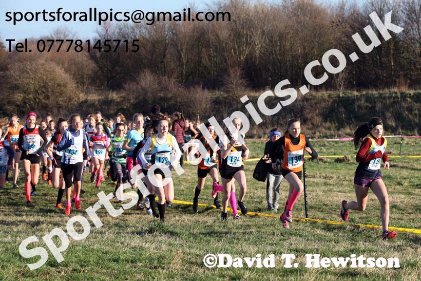 Girls under-13s North Eastern Cross Country, 2018 Northern Cross Country Champs., Wrekenton, Gateshead. Photo:  David T. Hewitson/Sports for All Pics